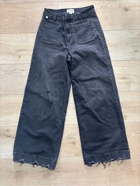 Ceros Cropped Wide Leg Raw Hem Black Jeans Front Pocket Jeans Size 26